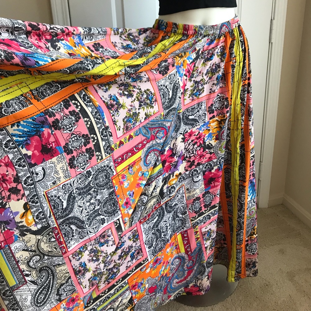 🆕Long Colorful maxi Flowy skirt
